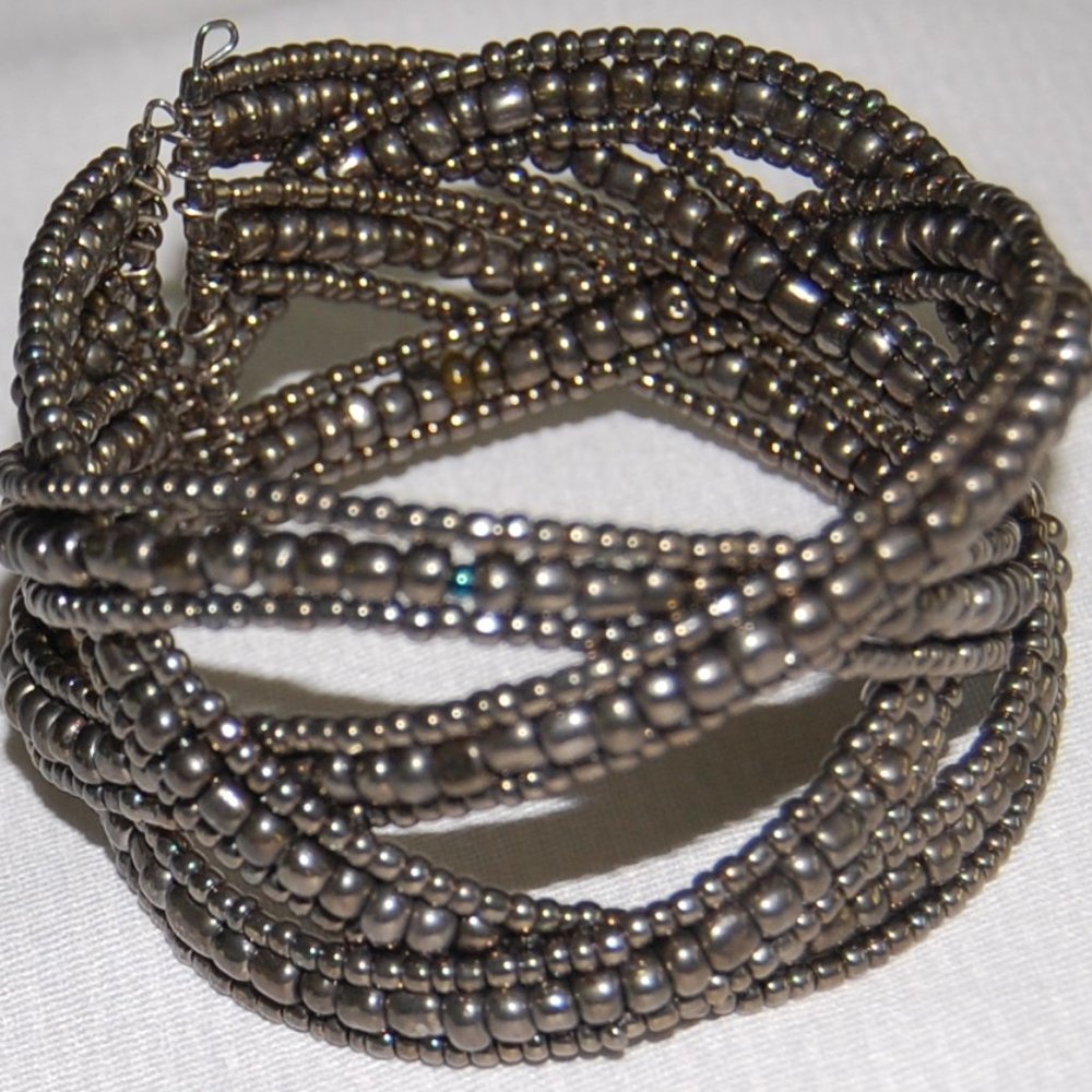 Silver Tone Braided Bead Bracelet (4 Strands of Beads Braided) 8 1/2" Around
